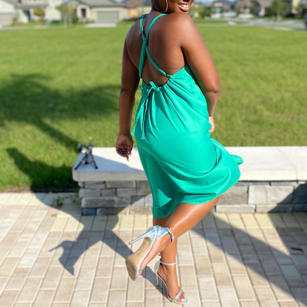 Ready to Wear Green shift dress!👗